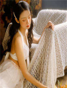 李宗?全集在线播放29集,自己脱了个精光