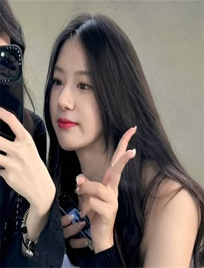 【市场表现评估】导演艺术风格解读《我叫王土地》伏笔的巧妙设置与揭示时机